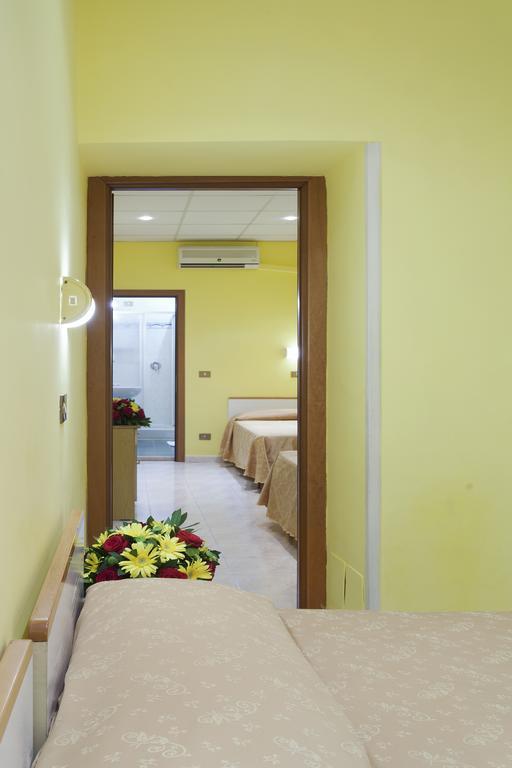 Hotel Oriente Rom Værelse billede